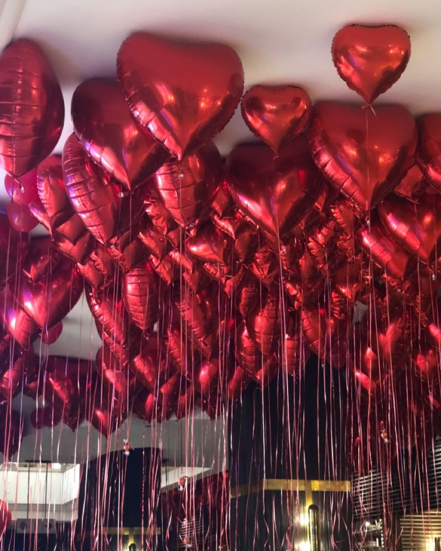 75 Ceiling Heart Foils