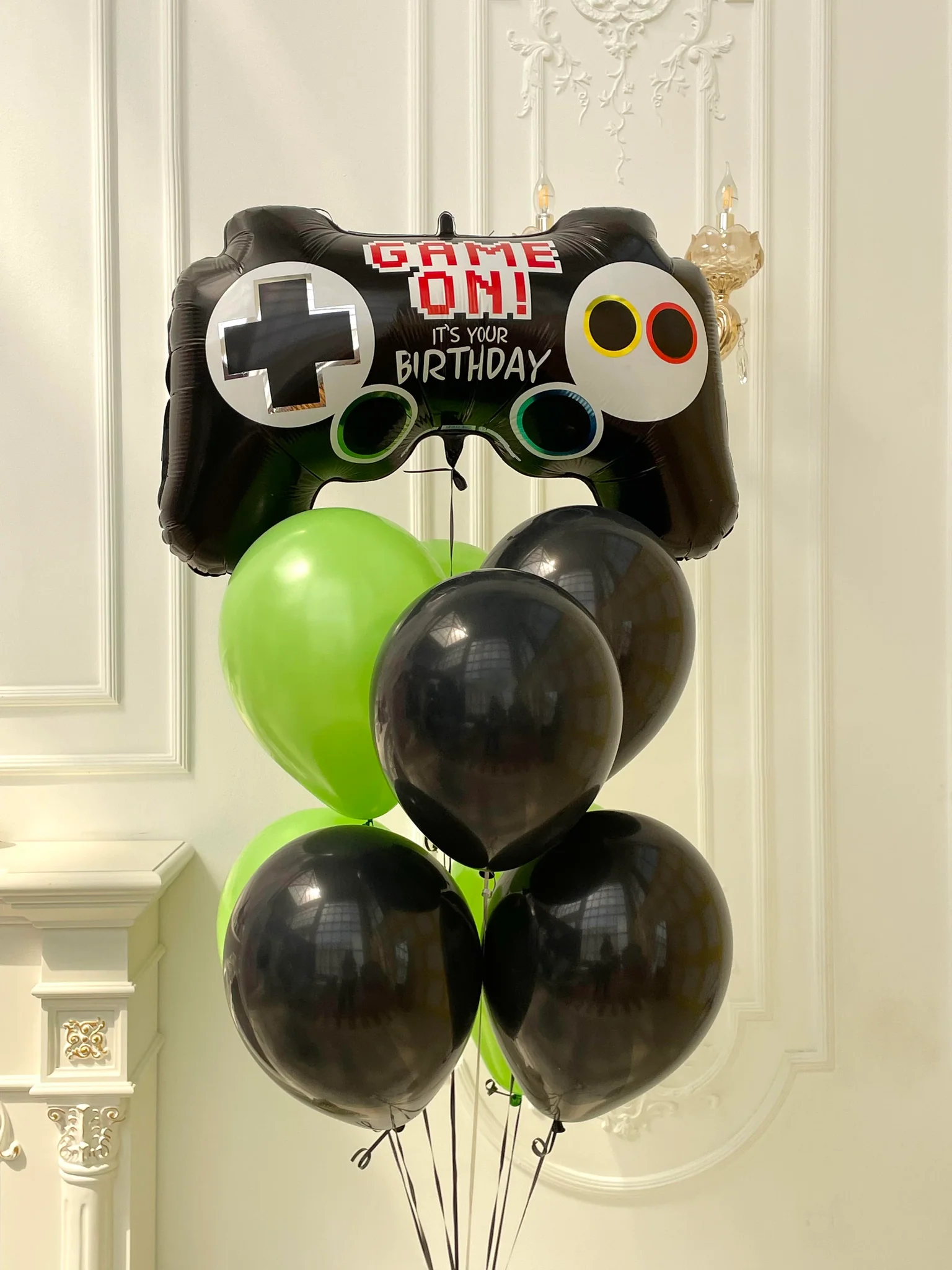 game on themed balloons bouquet in Dubai