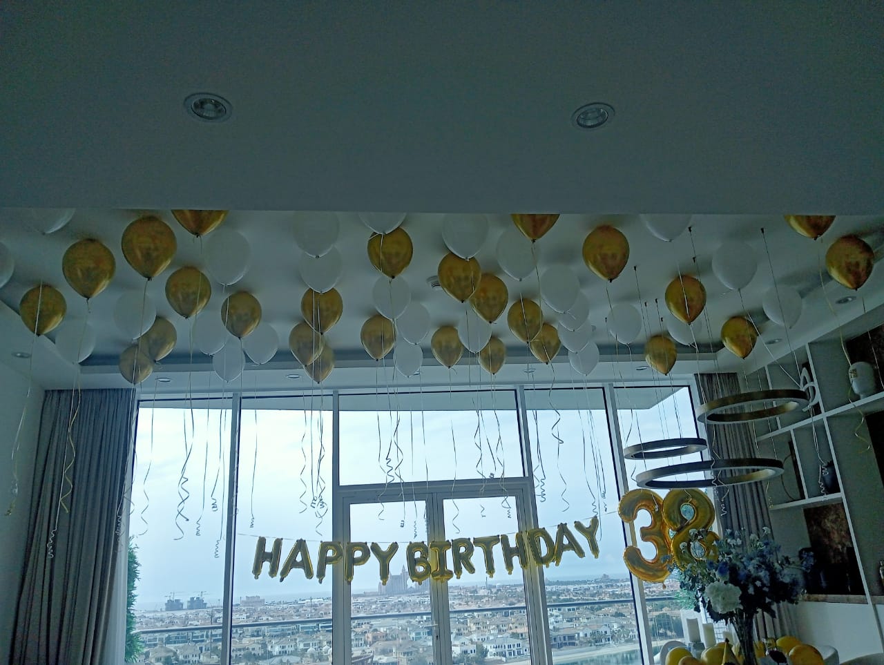 balloon decoration in Dubai
