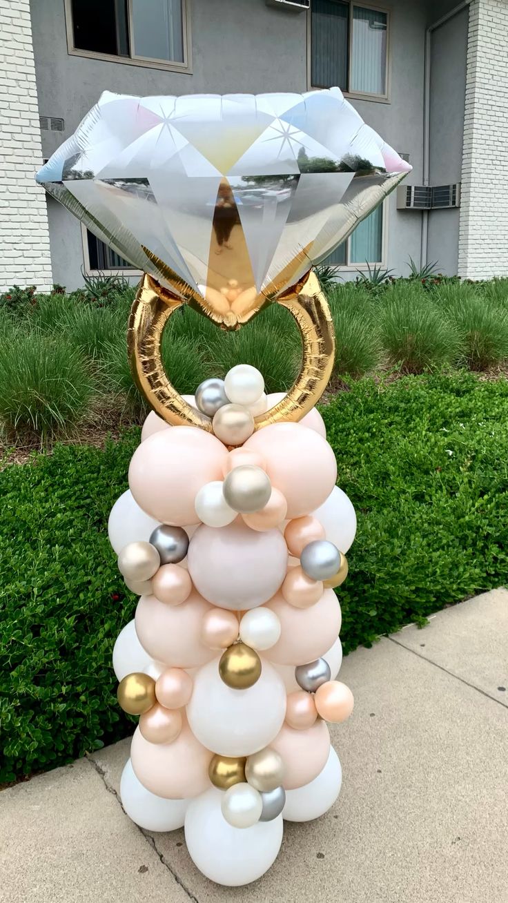 balloon pillar for wedding or engagement in Dubai