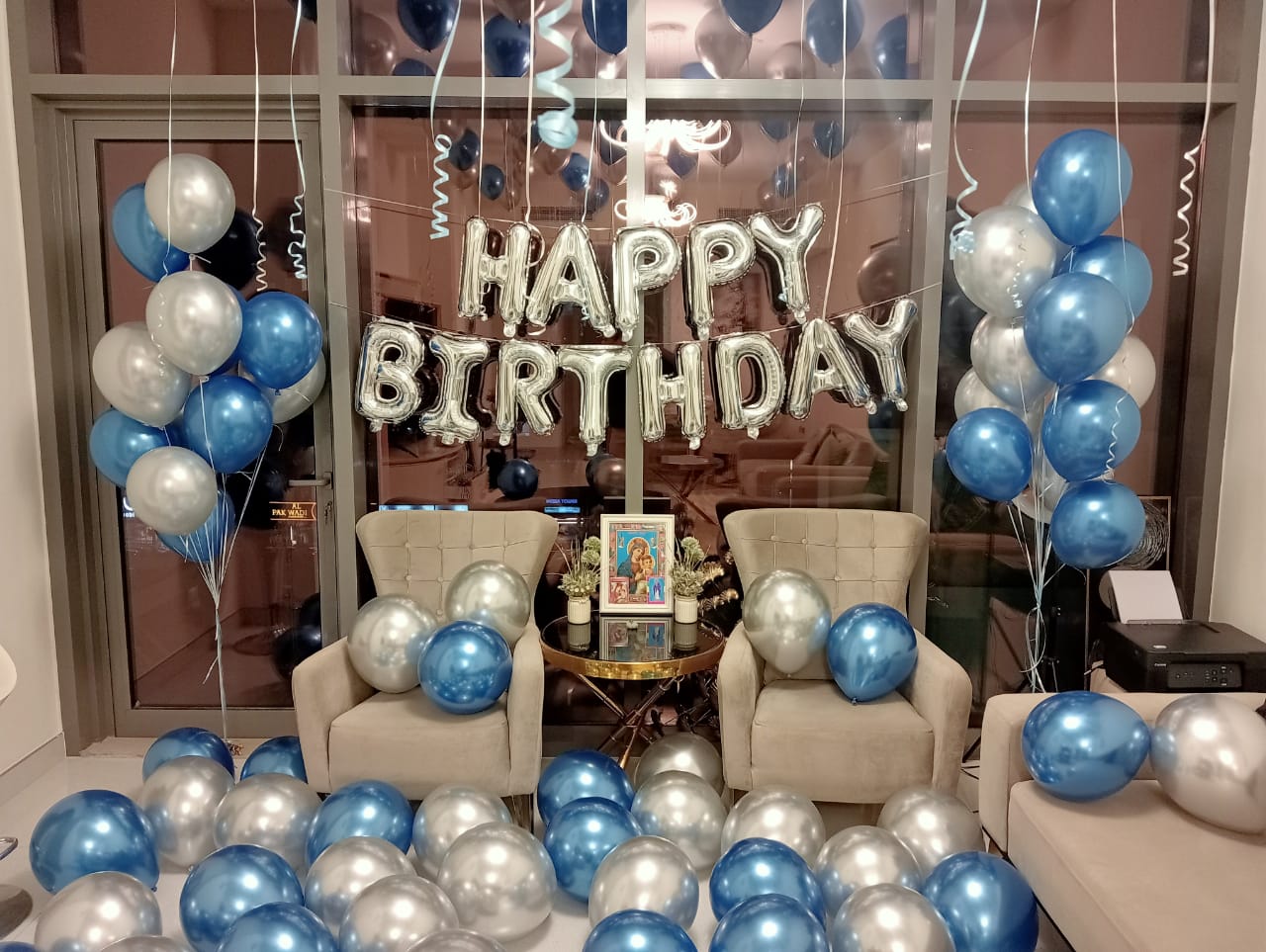 birthday hotel room decoration in Dubai