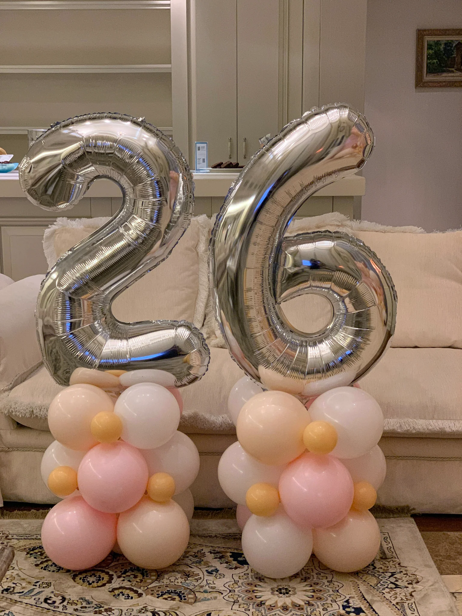 Any number balloons pillars