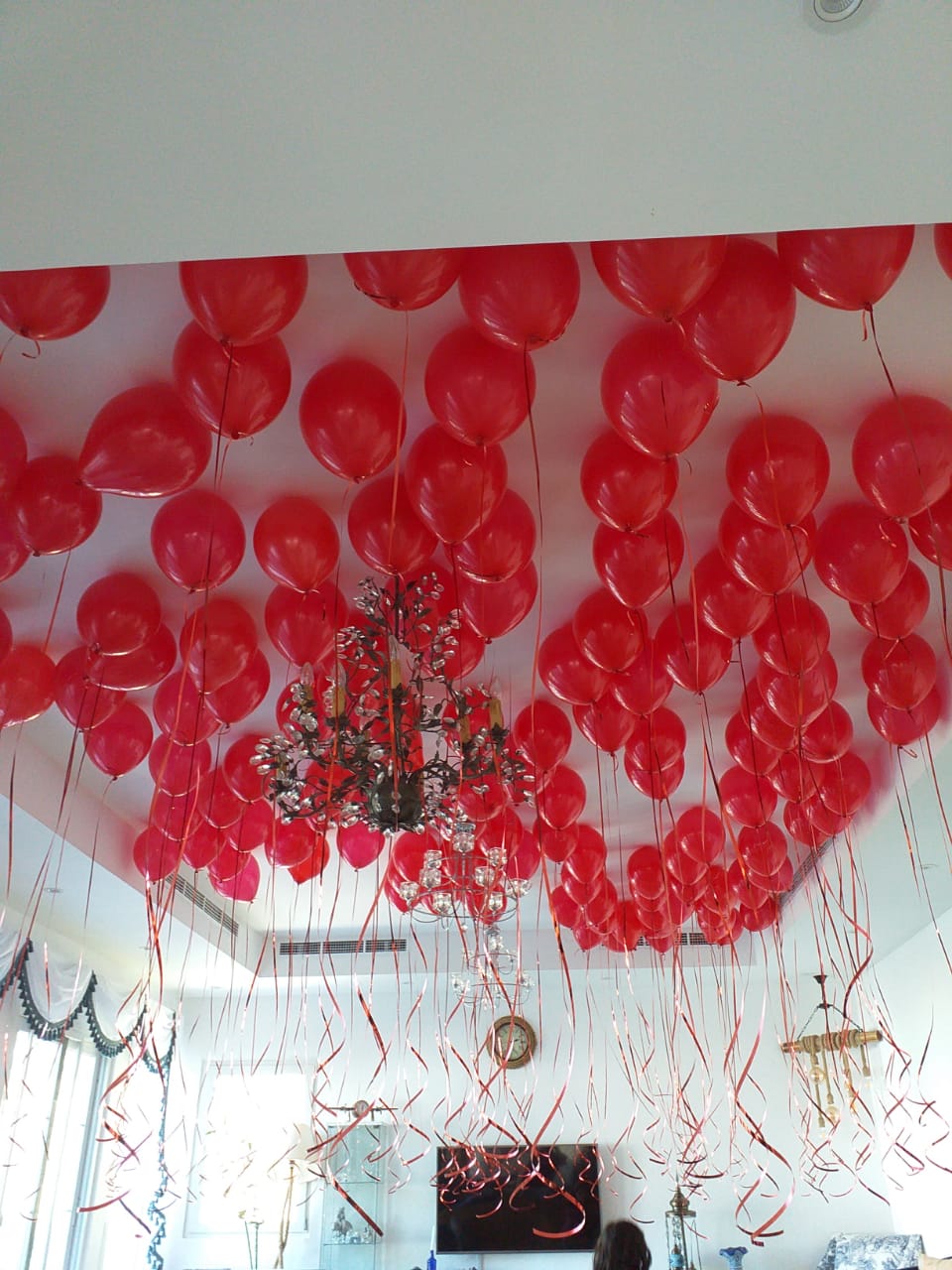 100 Red latex balloons - PartyMonster.ae