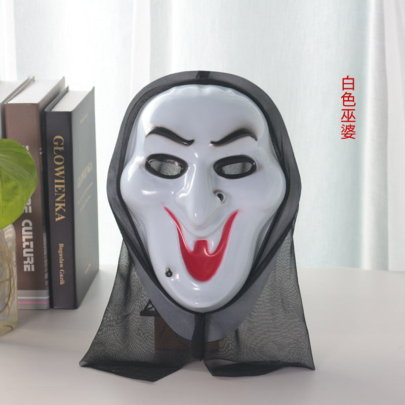 قناع الوجه الأبيض الشبح